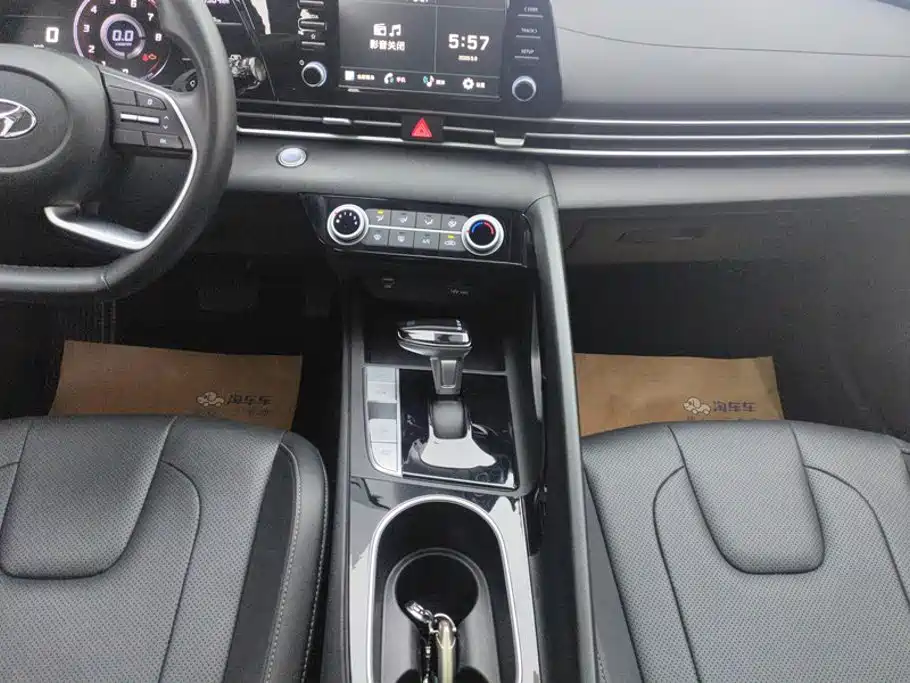 Hyundai Elantra, фото 8