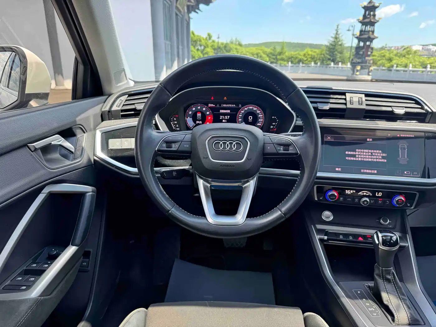 Audi Q3, фото 8