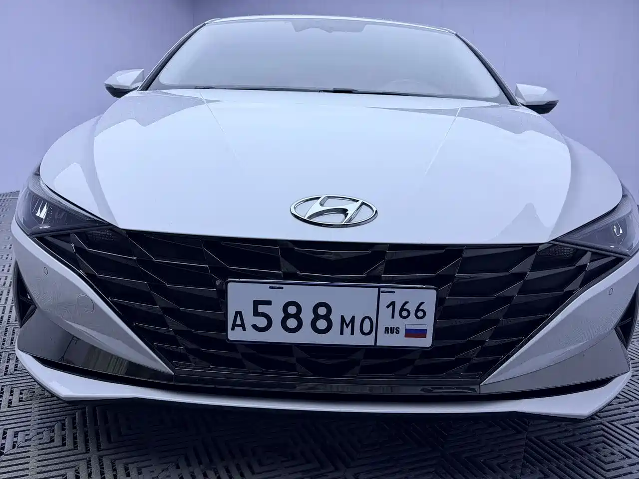 Hyundai Elantra, фото 1
