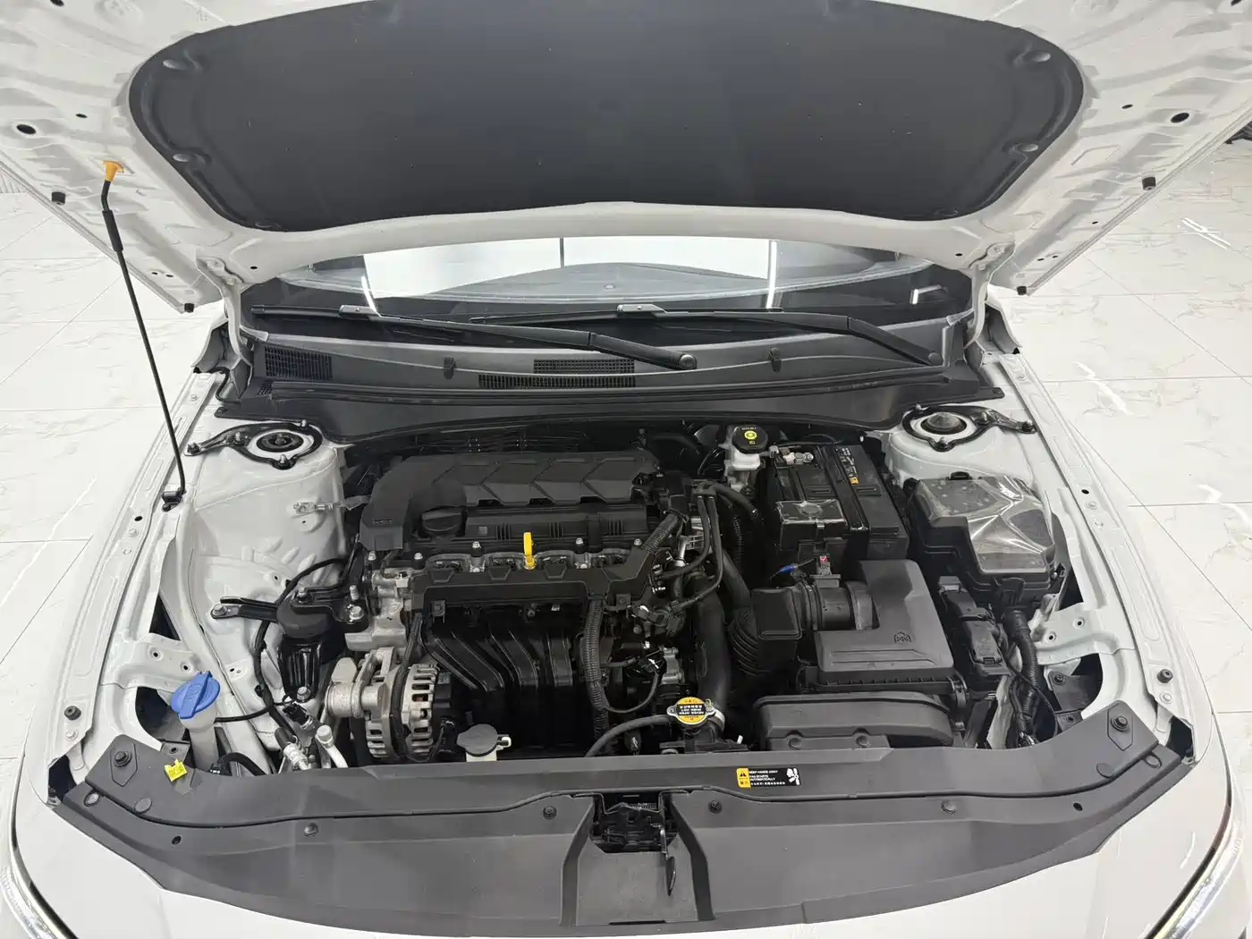 Hyundai Elantra, фото 21