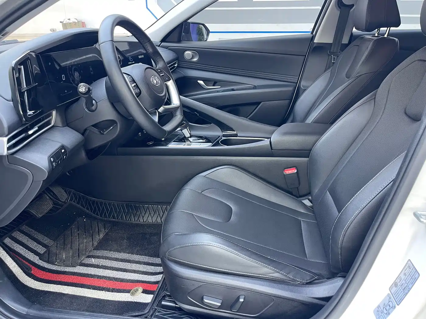 Hyundai Elantra, фото 17