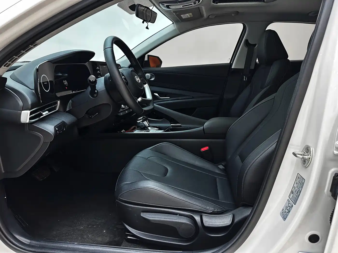 Hyundai Elantra, фото 3
