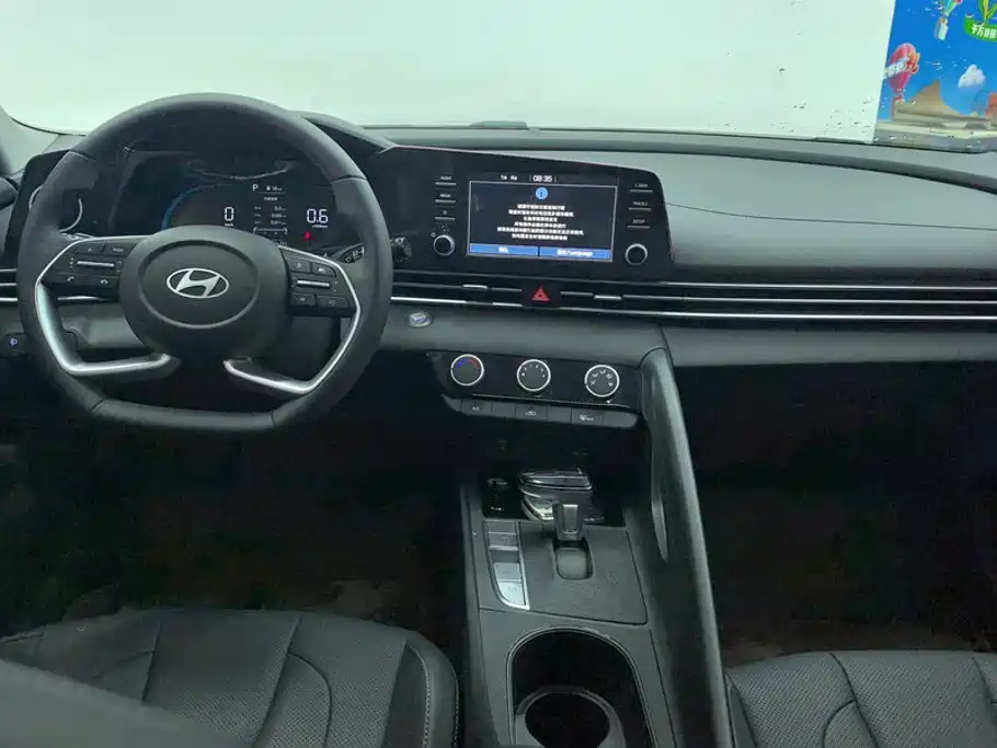 Hyundai Elantra, фото 4