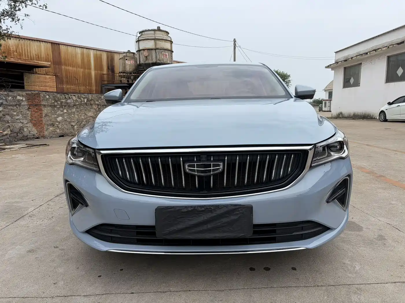 Geely Emgrand, фото 2