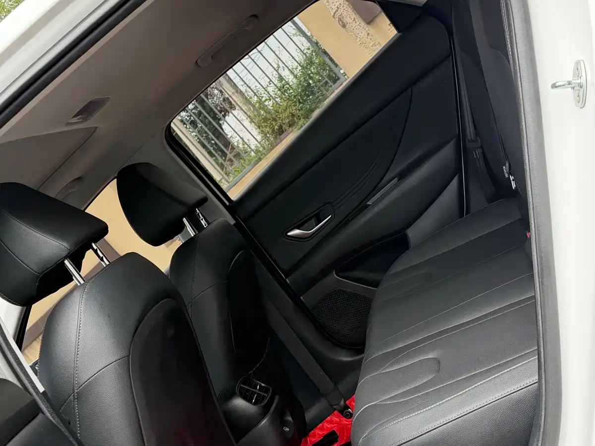 Hyundai Elantra, фото 5