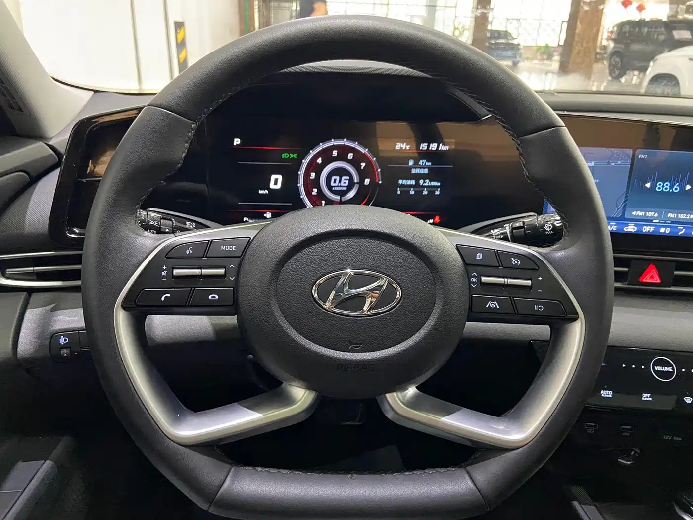 Hyundai Elantra, фото 12