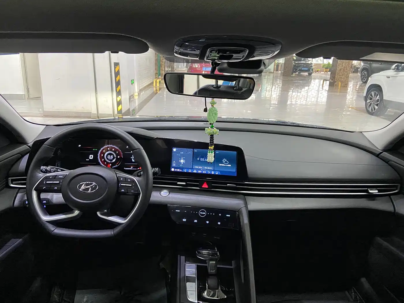Hyundai Elantra, фото 25