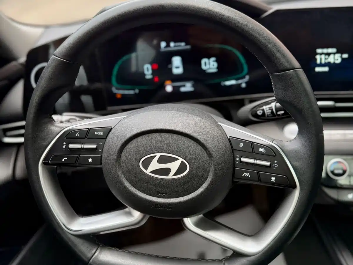 Hyundai Elantra, фото 14