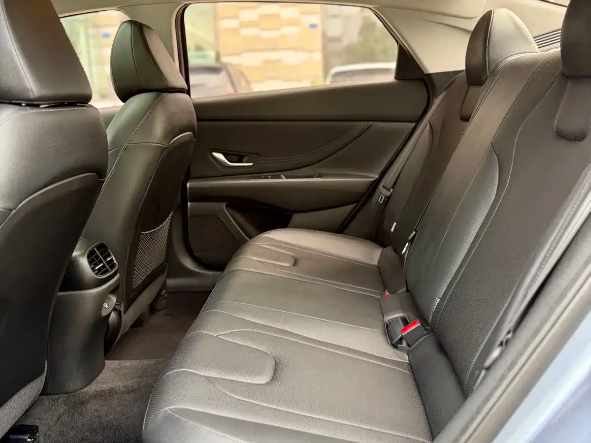 Hyundai Elantra, фото 3