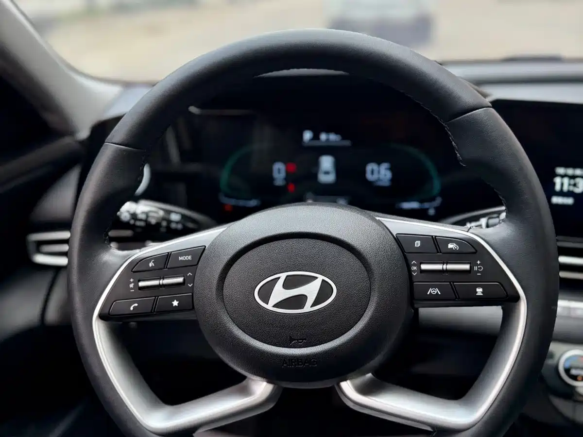 Hyundai Elantra, фото 16