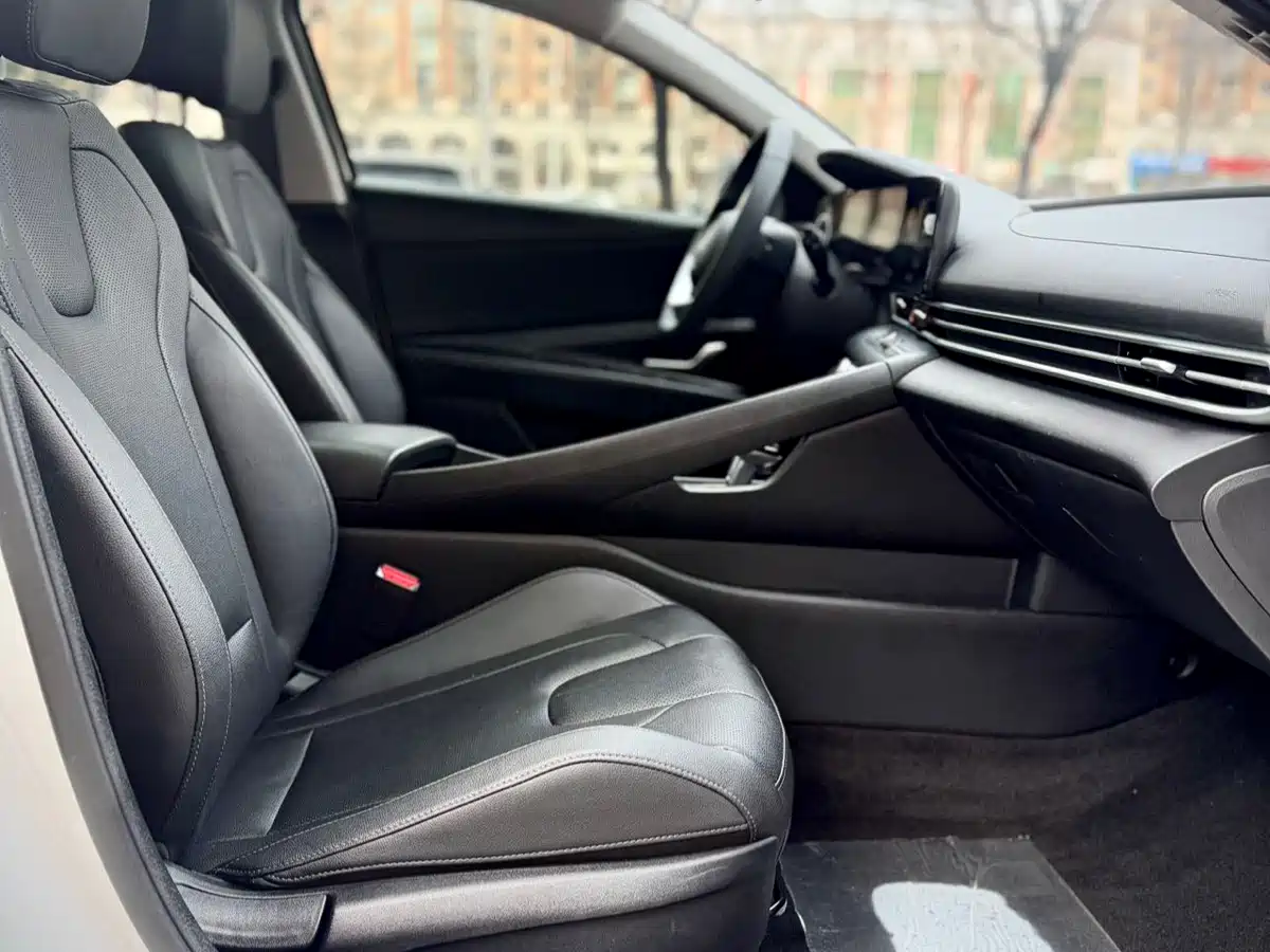 Hyundai Elantra, фото 5