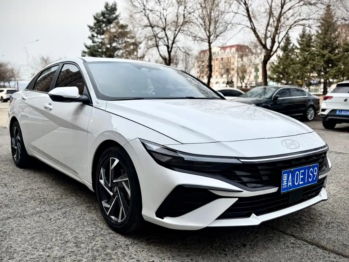 Hyundai Elantra, фото 13