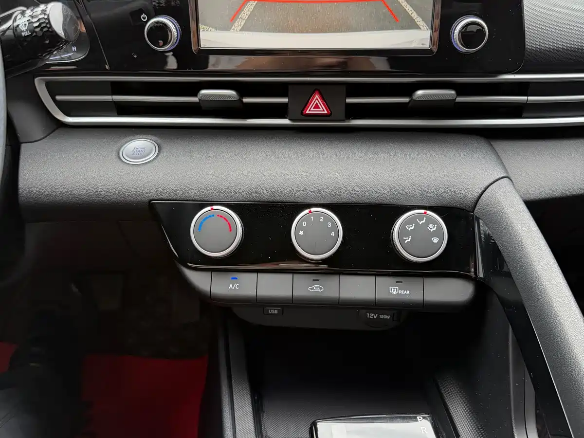 Hyundai Elantra, фото 16