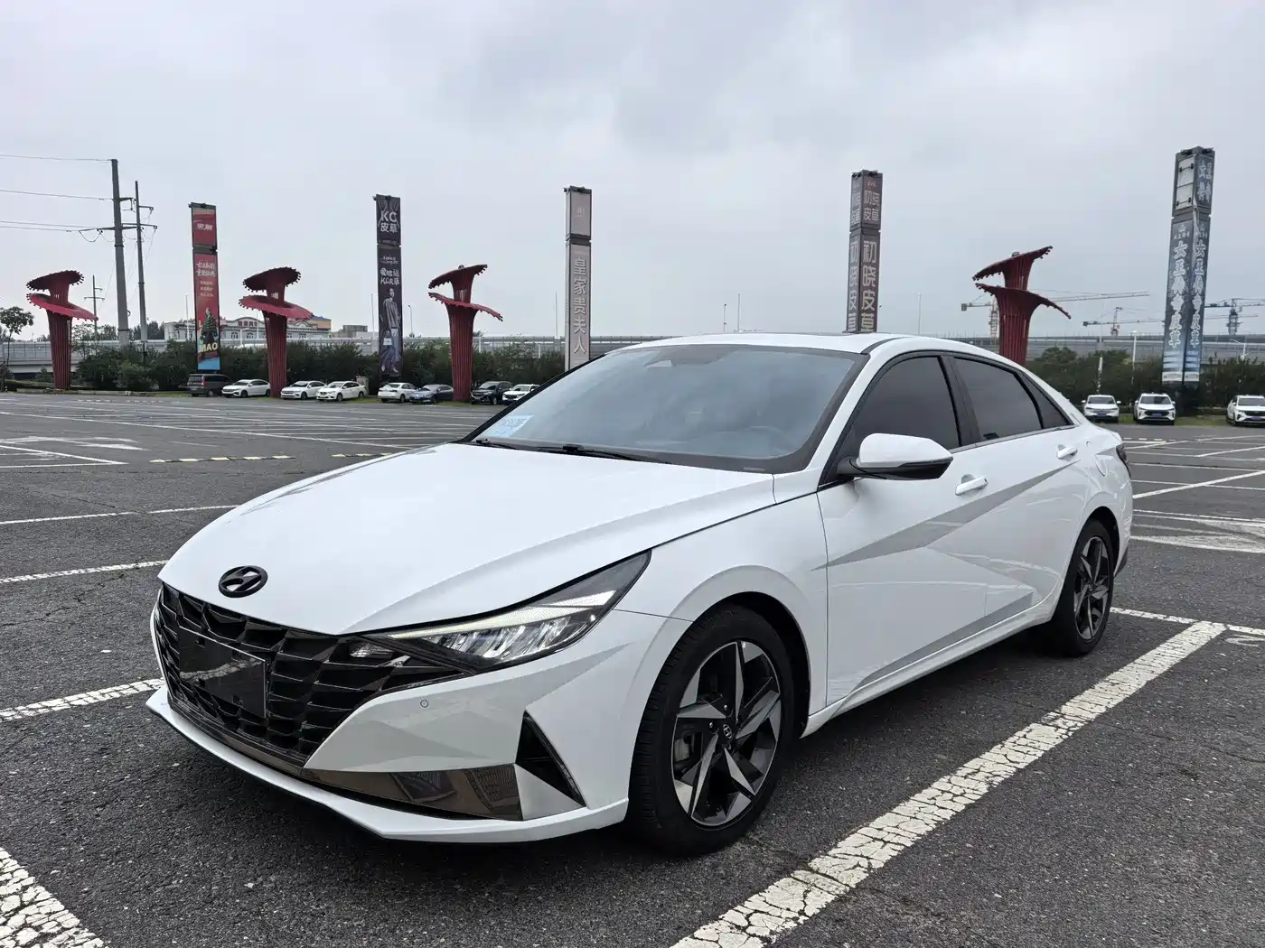 Hyundai Elantra, фото 1