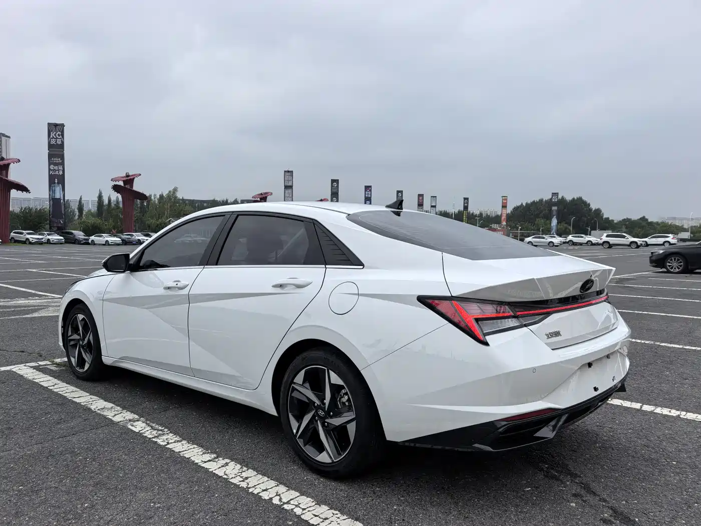 Hyundai Elantra, фото 17
