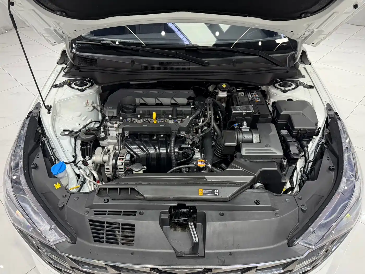 Hyundai Elantra, фото 12