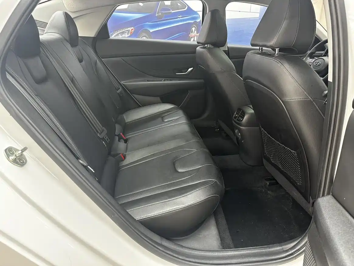 Hyundai Elantra, фото 4