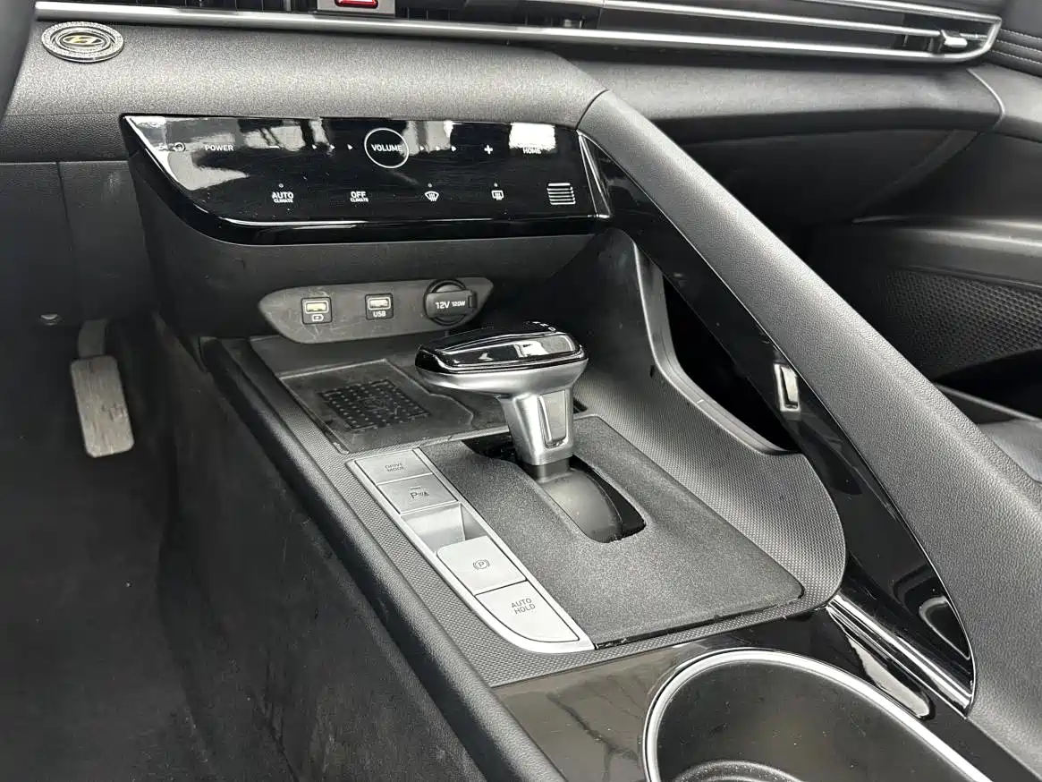 Hyundai Elantra, фото 12