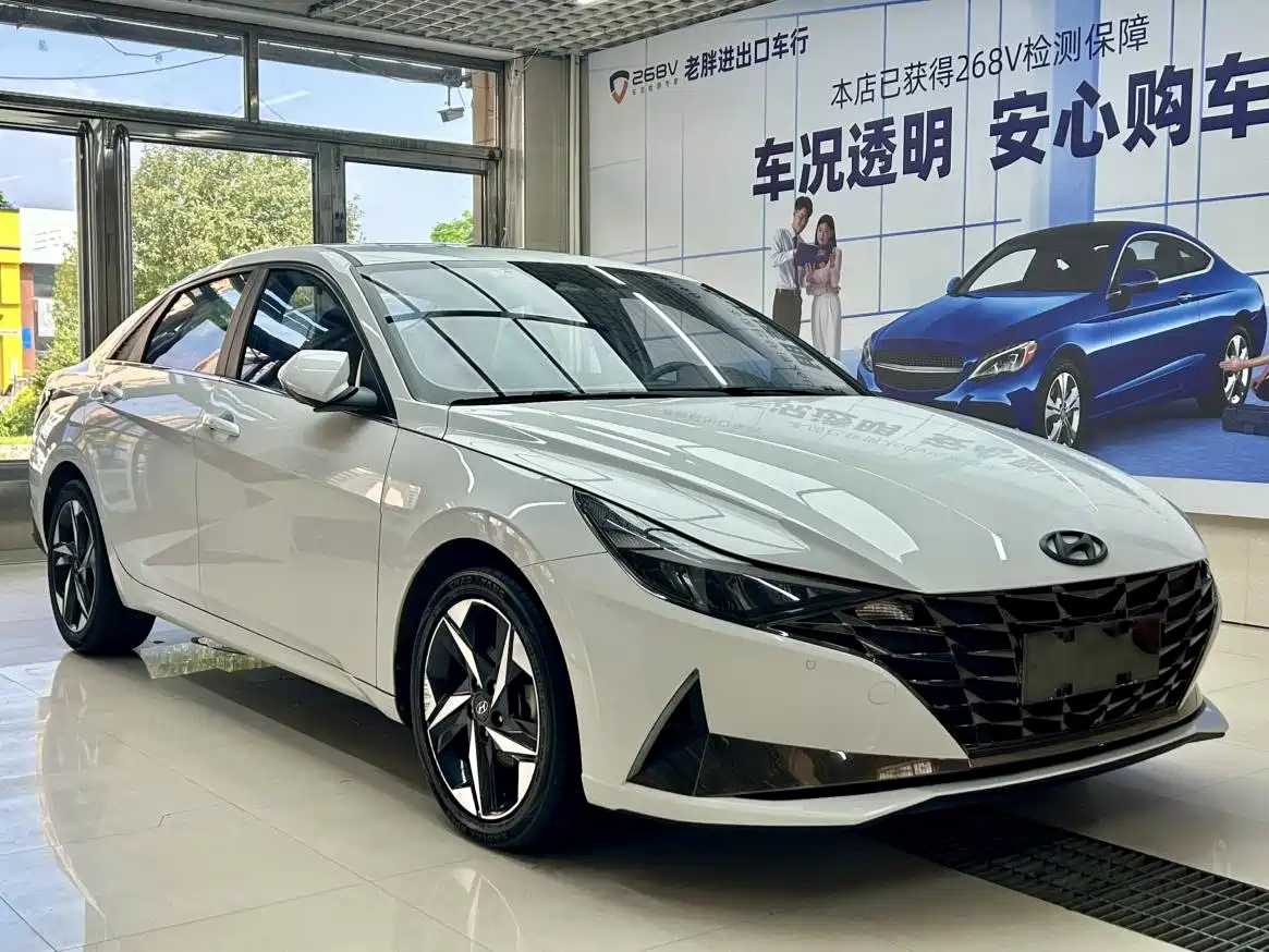 Hyundai Elantra, фото 13