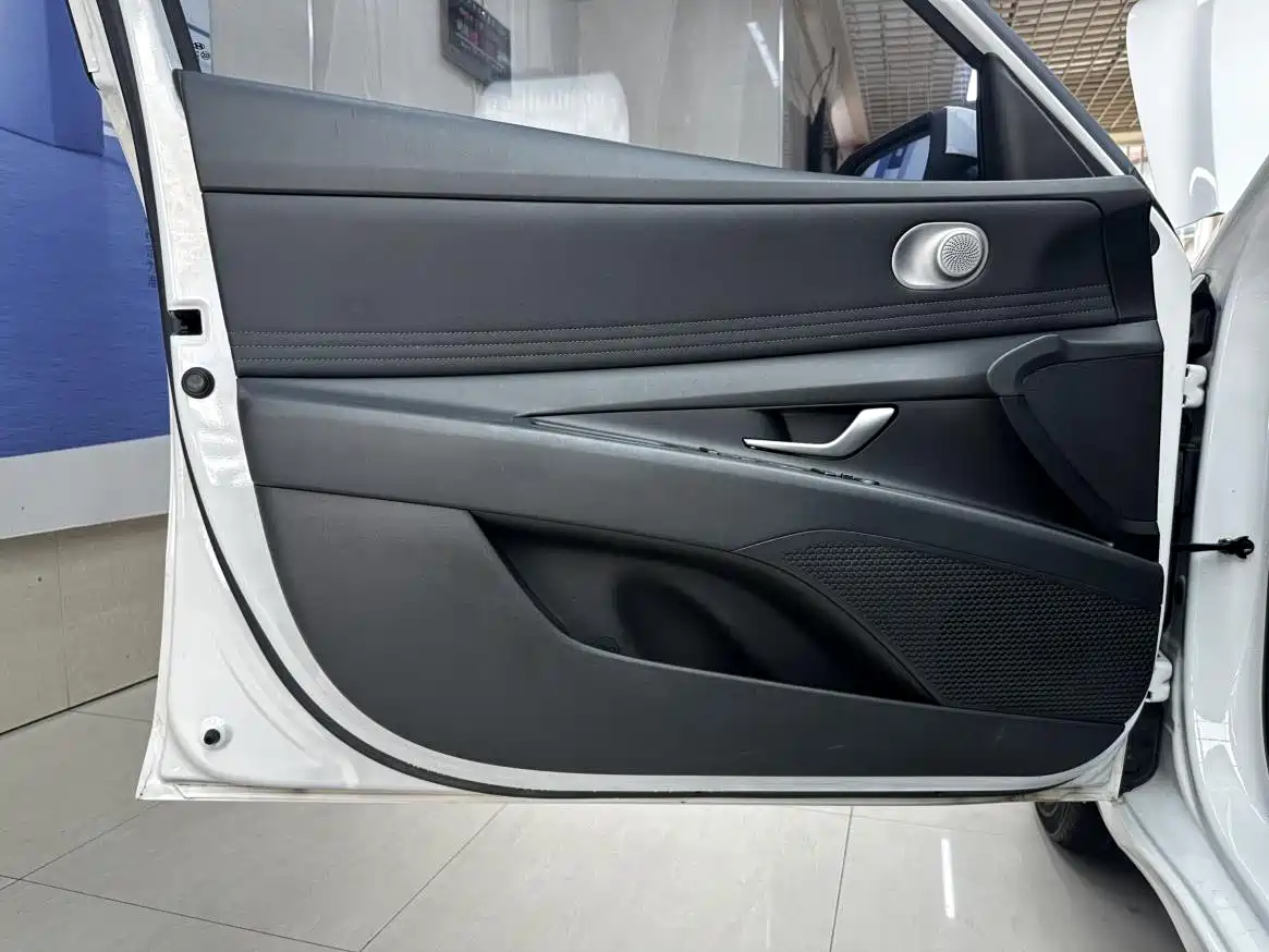 Hyundai Elantra, фото 16