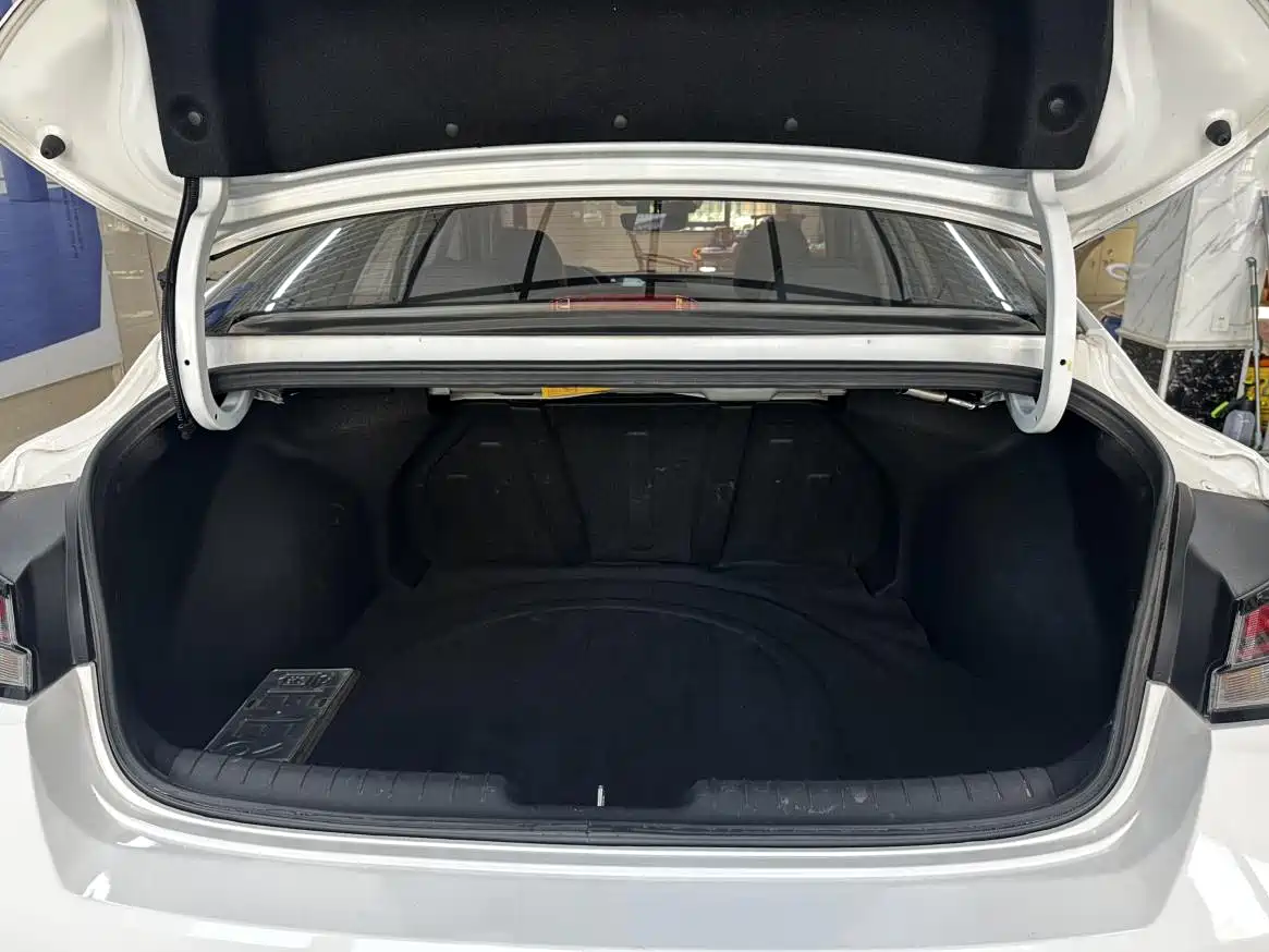 Hyundai Elantra, фото 18