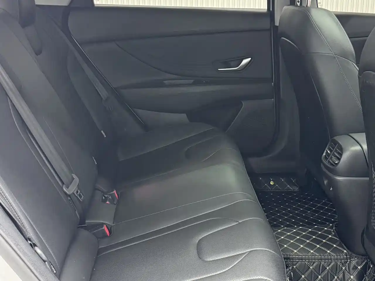 Hyundai Elantra, фото 3