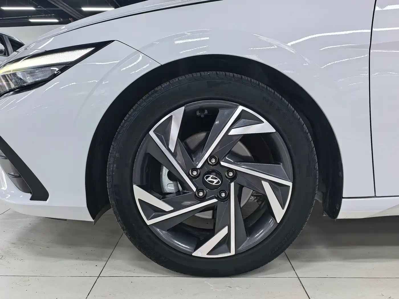 Hyundai Elantra, фото 21