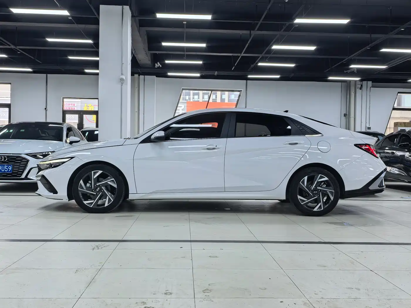 Hyundai Elantra, фото 22