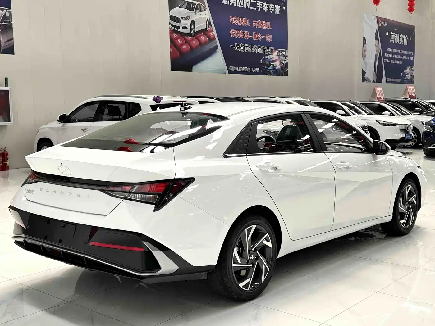 Hyundai Elantra, фото 13