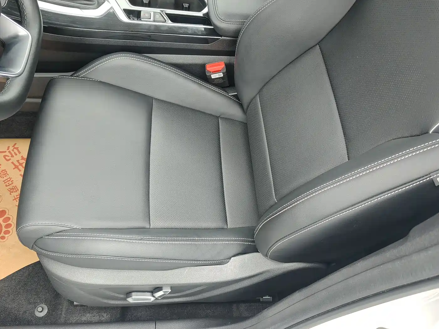 Geely Coolray, фото 6