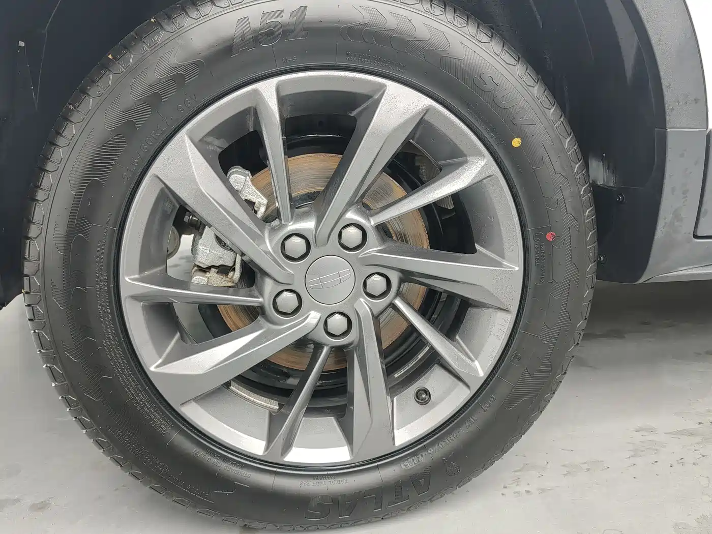 Geely Coolray, фото 11