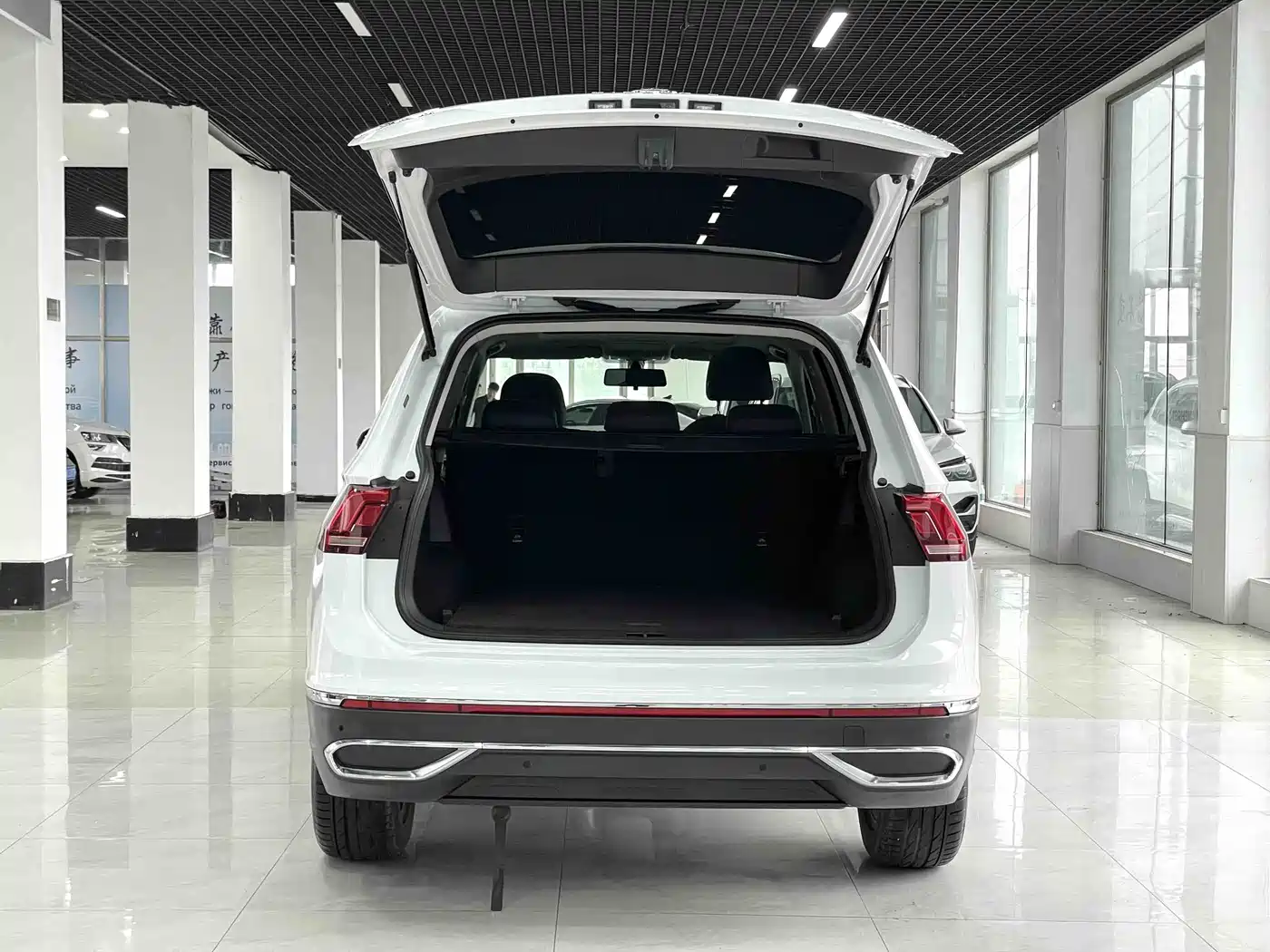 Volkswagen Tiguan L, фото 9