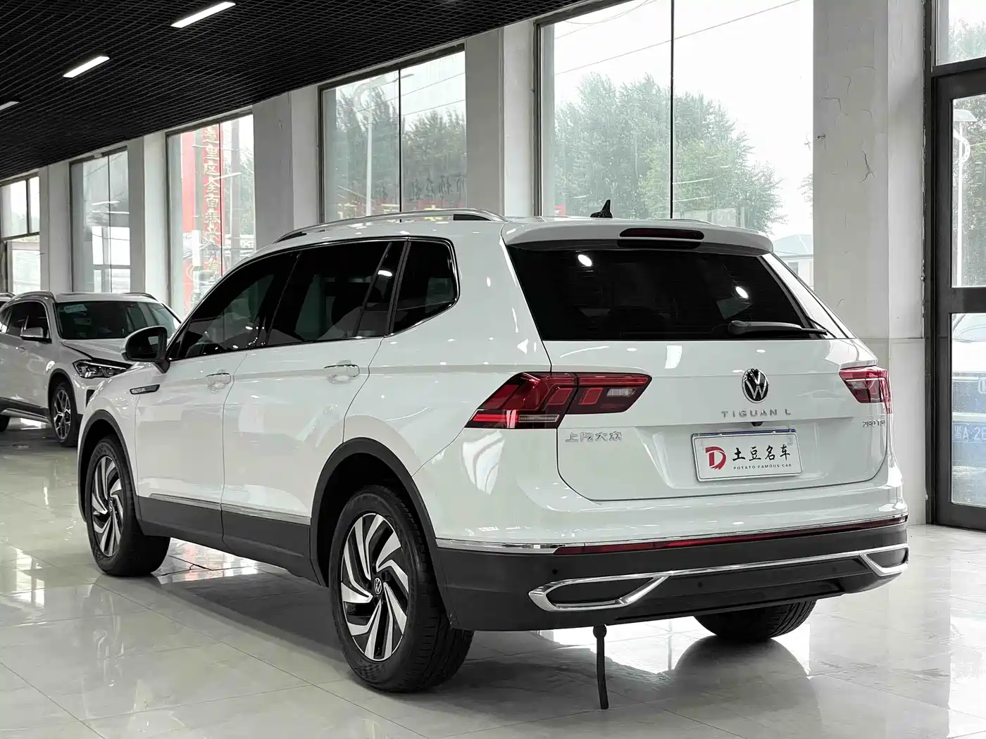 Volkswagen Tiguan L, фото 14