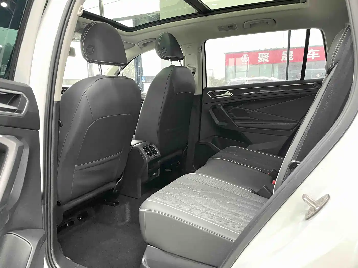 Volkswagen Tiguan L, фото 20