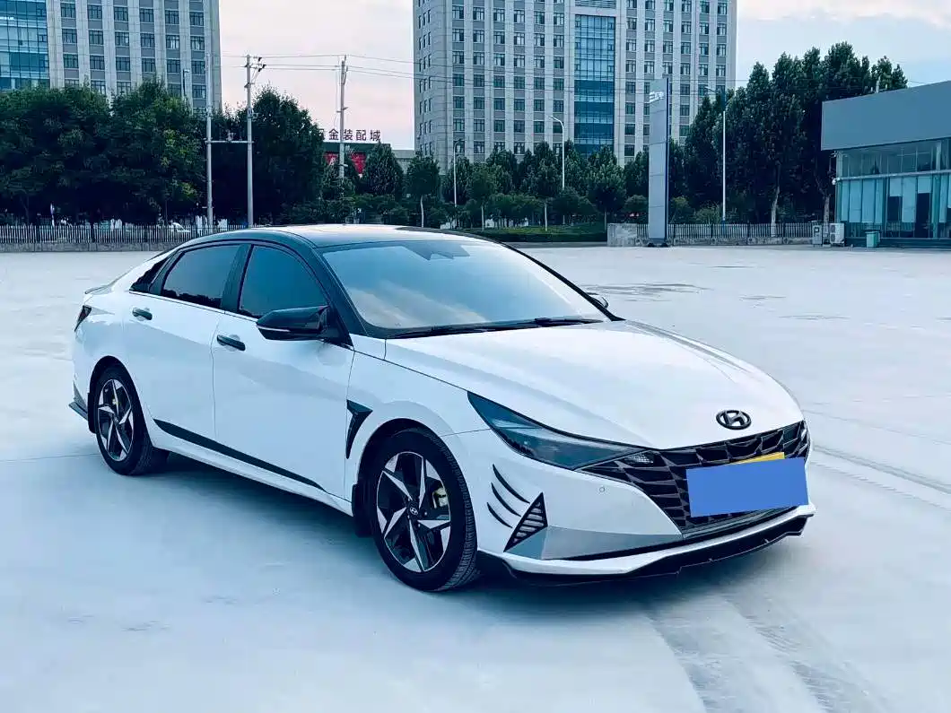 Hyundai Elantra, фото 4