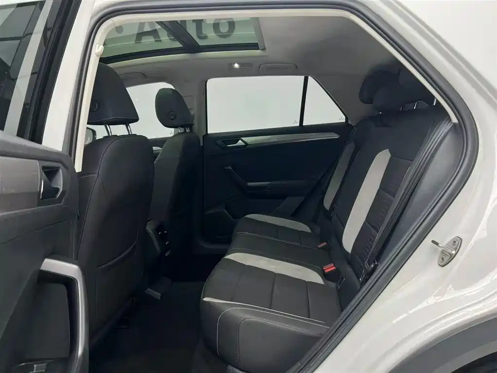 Volkswagen T-ROC, фото 3