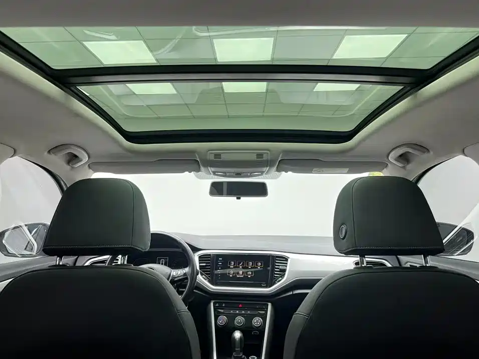 Volkswagen T-ROC, фото 10