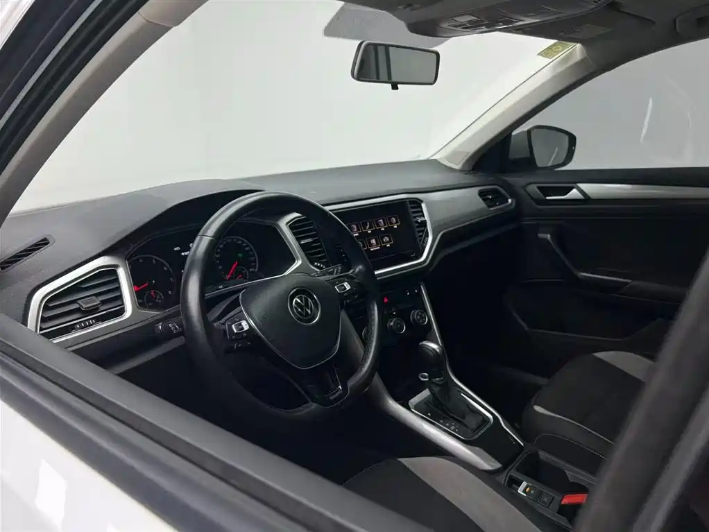 Volkswagen T-ROC, фото 22