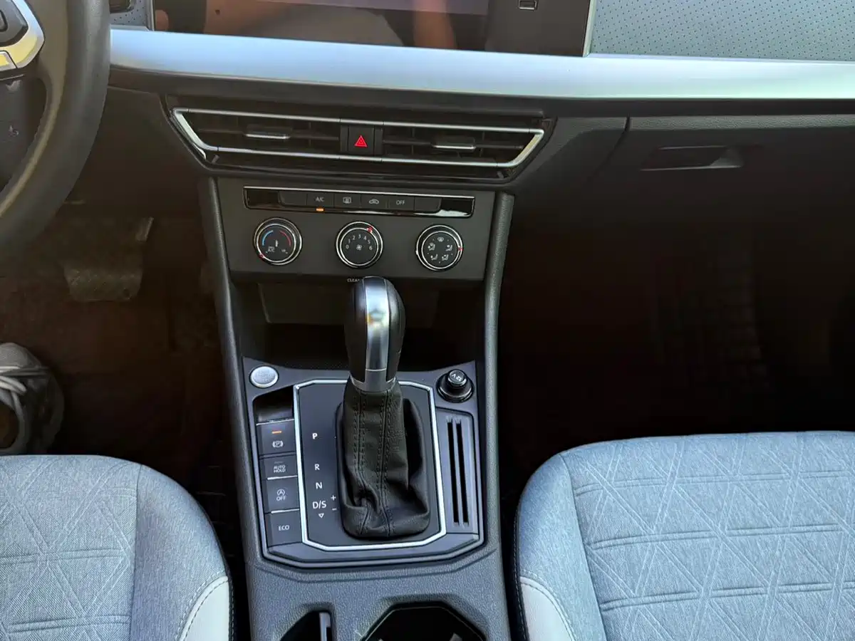 Volkswagen Lavida, фото 6