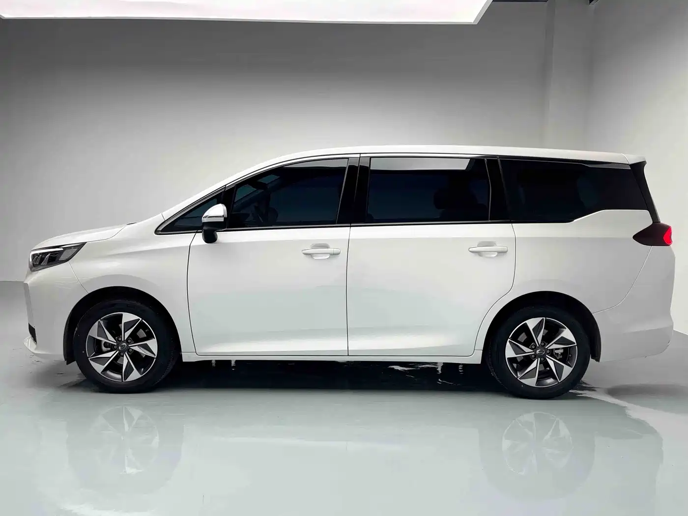 Trumpchi M6, фото 16