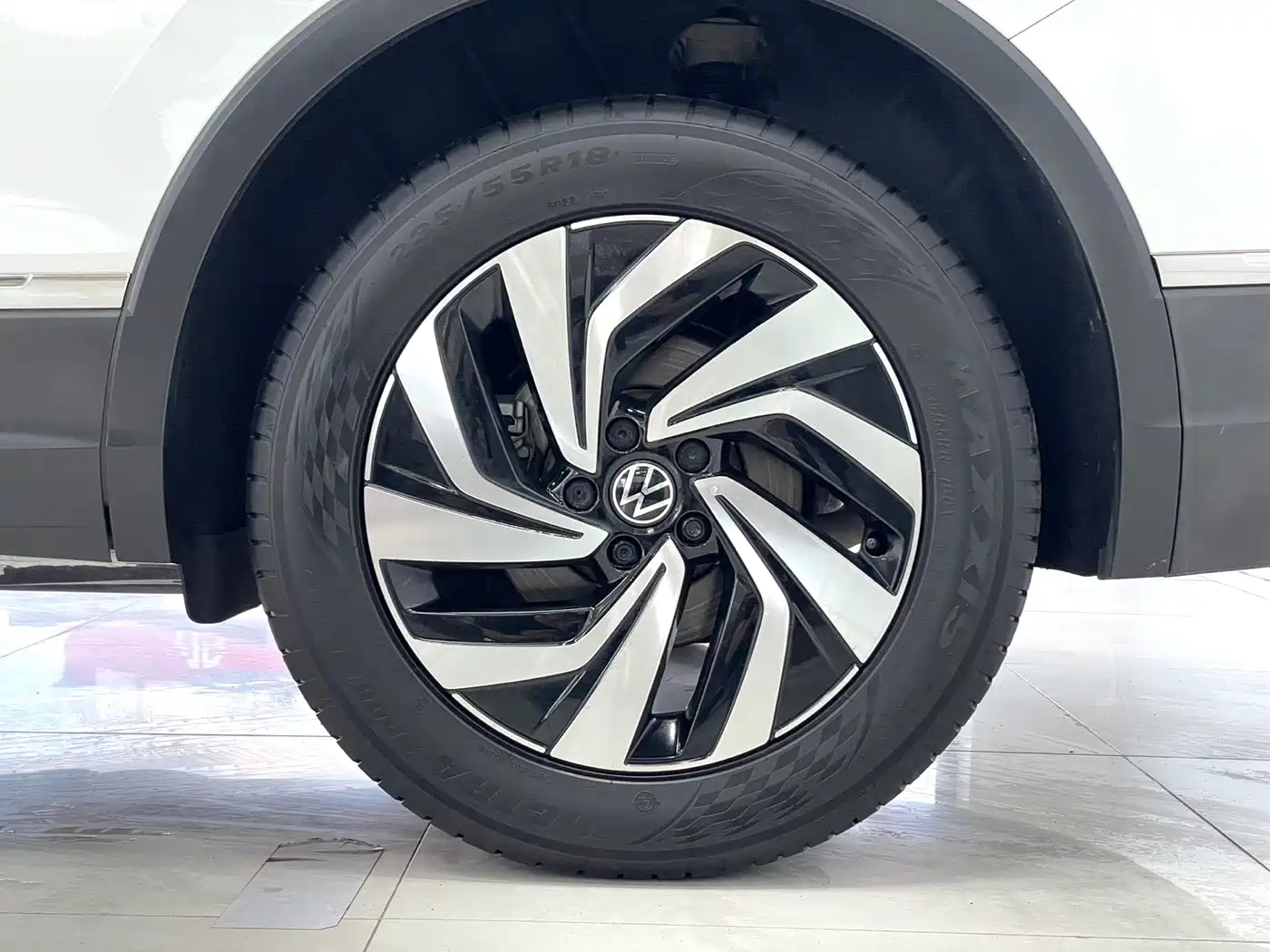 Volkswagen Tiguan L, фото 8