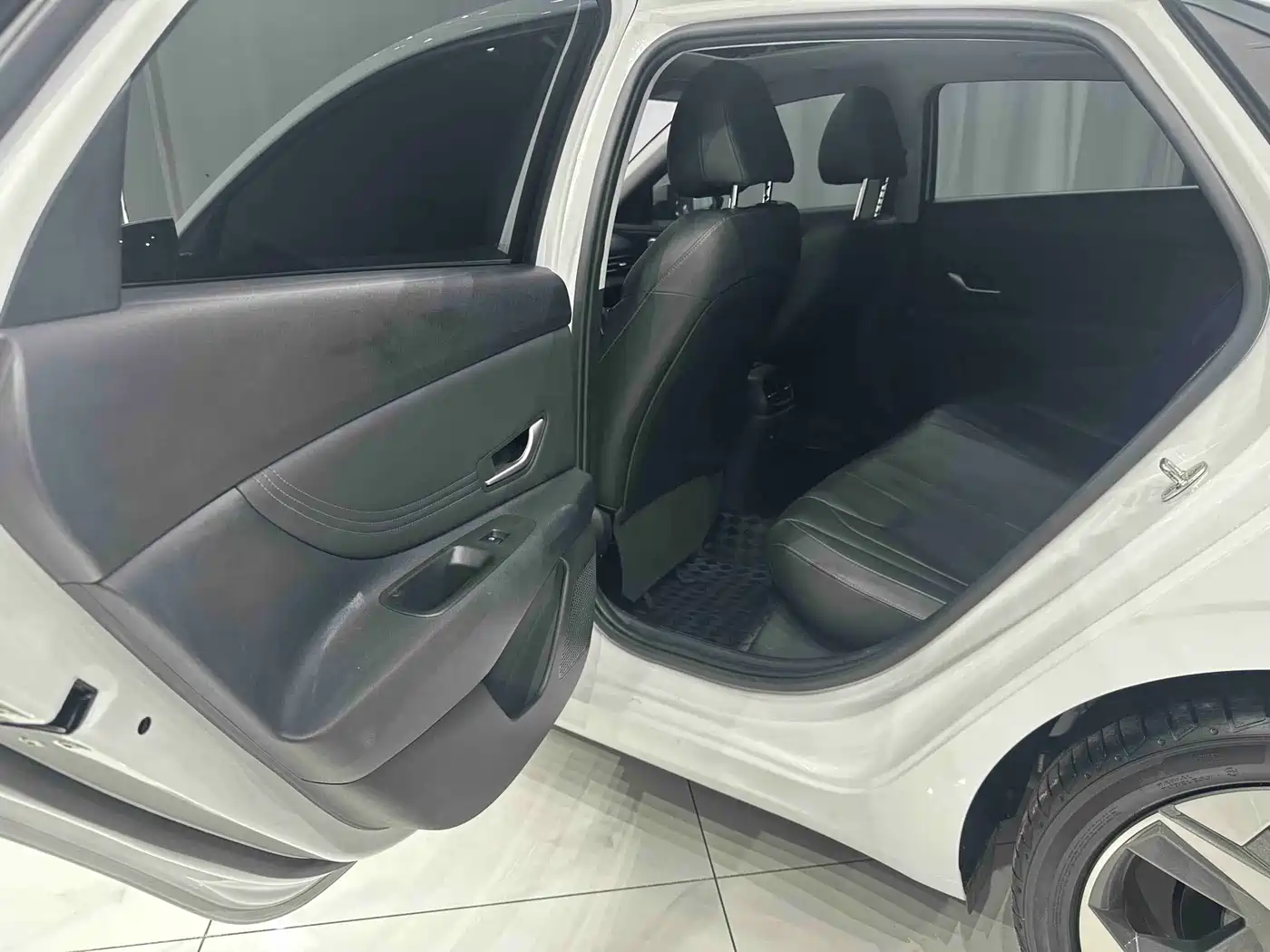 Hyundai Elantra, фото 8
