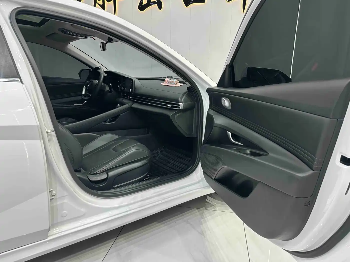 Hyundai Elantra, фото 11