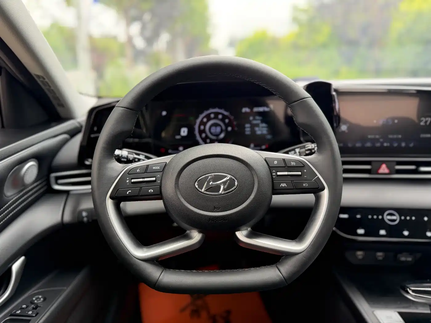 Hyundai Elantra, фото 3