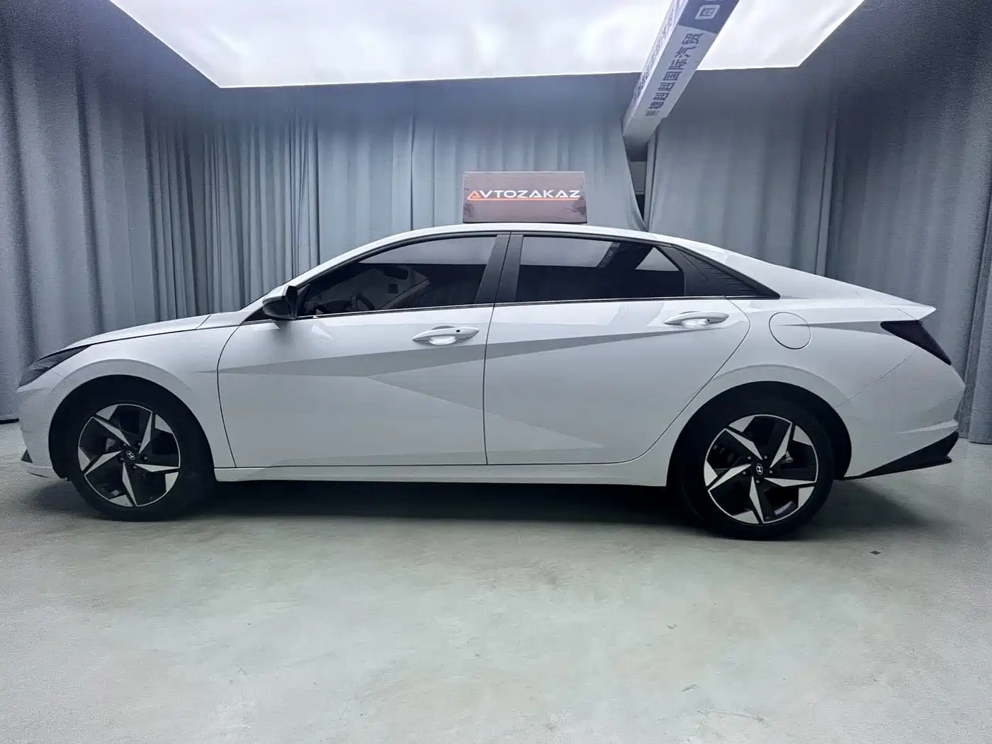 Hyundai Elantra, фото 15