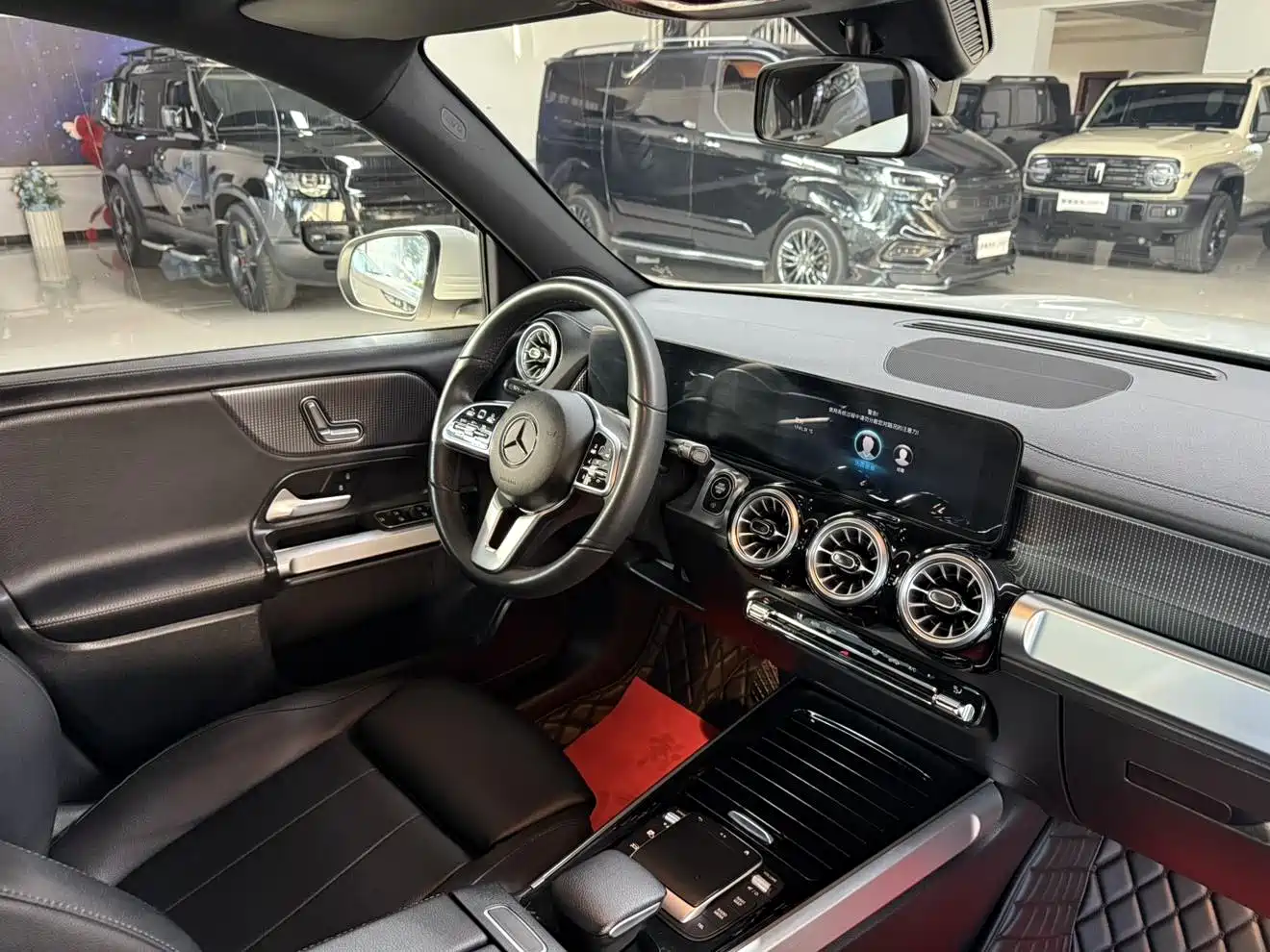 Mercedes-Benz GLB, фото 14
