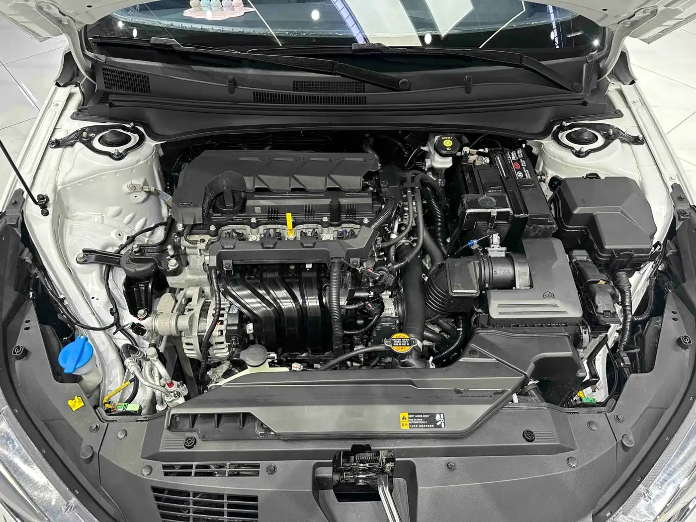 Hyundai Elantra, фото 11