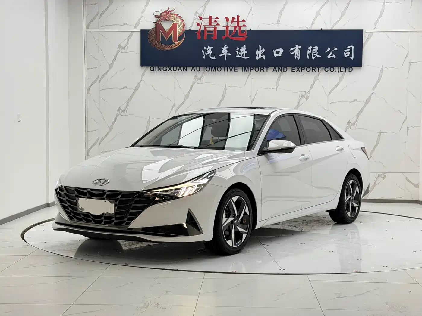 Hyundai Elantra, фото 1