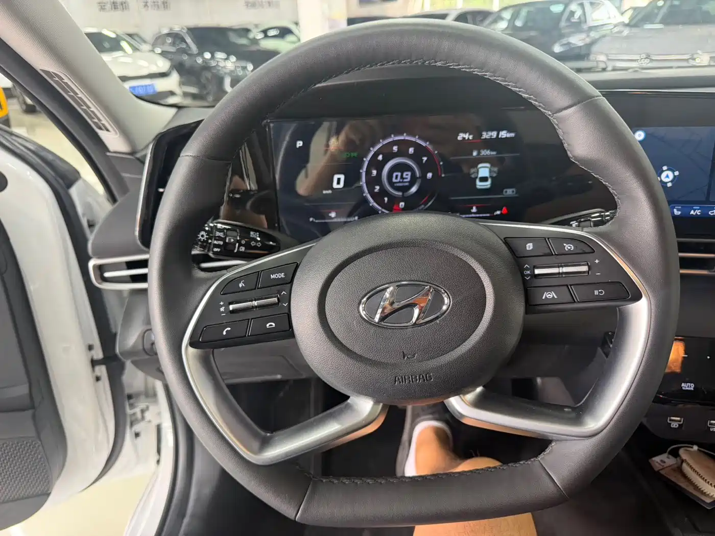 Hyundai Elantra, фото 3