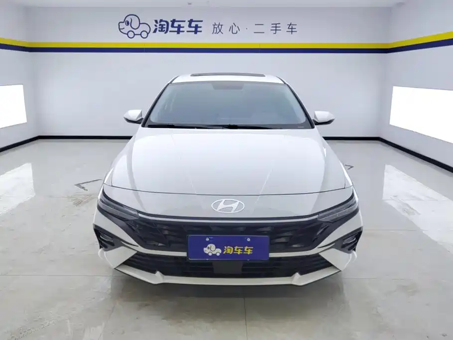 Hyundai Elantra, фото 2